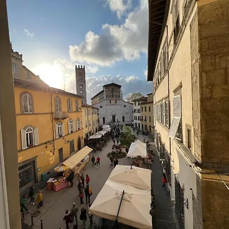 Via Fillungo Apartment Lucca
